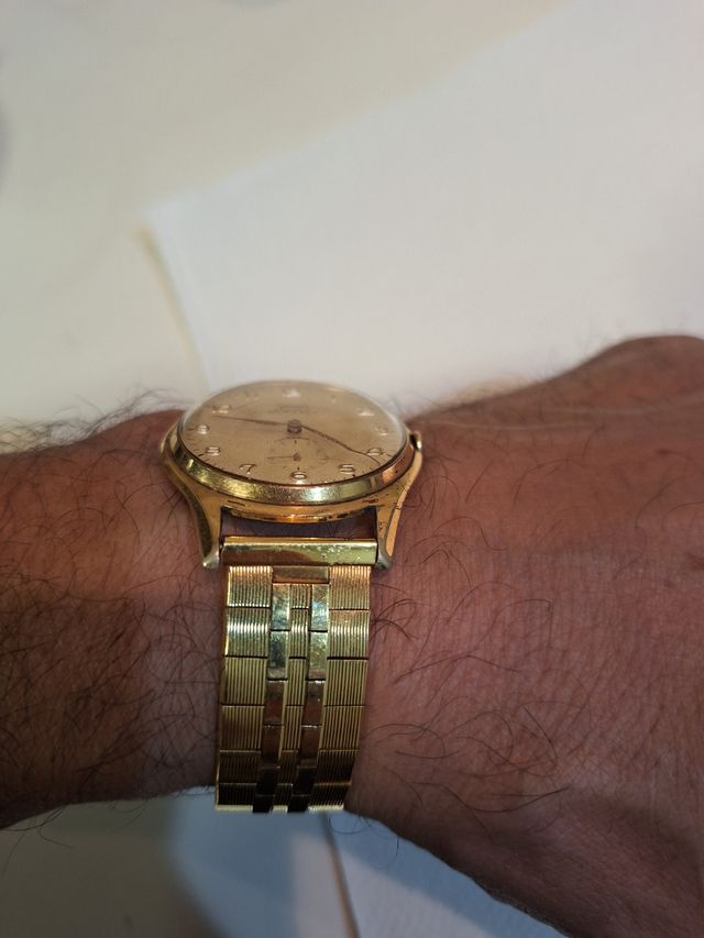 Reloj le locle mecánico funciona