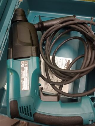Martillo rotativo Makita HR2450 