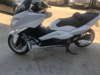Yamaha Tmax xp500 white max Abs año 2012