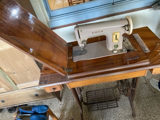 Maquina de coser Singer