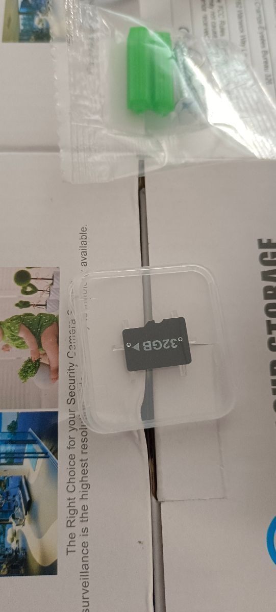 2 Cámara vigilancia 360 + SD 64gb. Unidades