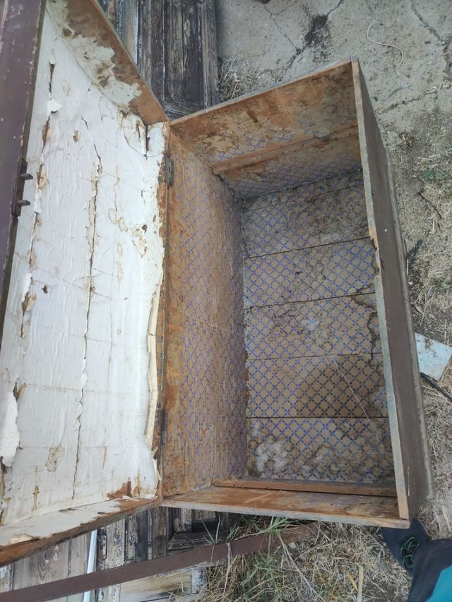 Baúl antiguo para restaurar