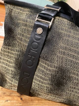 Bolso logo Adolfo Dominguez