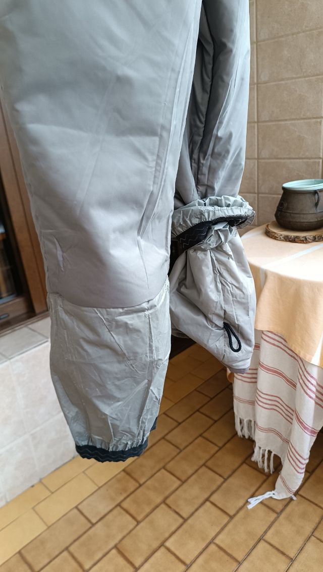 Pantalón nieve, joven. Doble forro. Polainas ajust