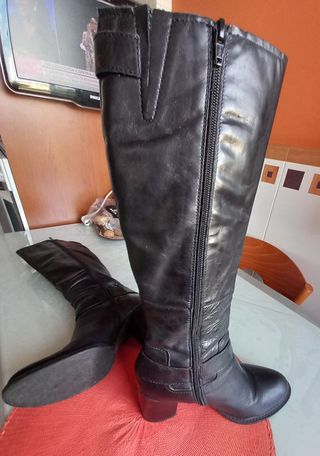 Botas piel altas