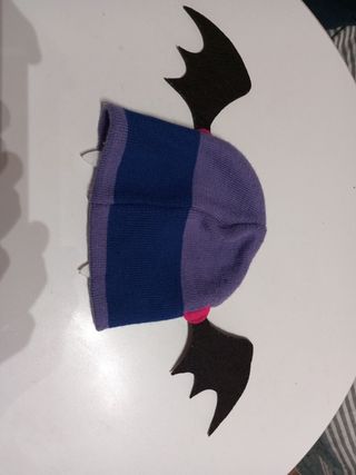 Gorro Vampirina.