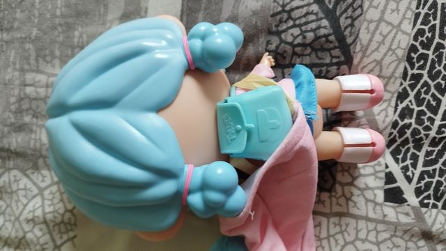 Muñeca Trotties Mia