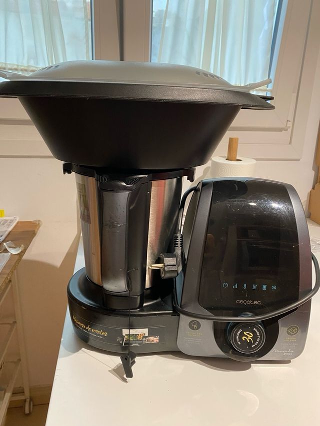 Robot cocina Cecotec Mambo 8090.