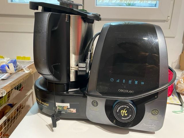 Robot cocina Cecotec Mambo 8090.