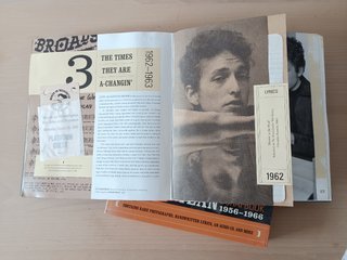 The Bob Dylan Scrapbook, 1956-1966