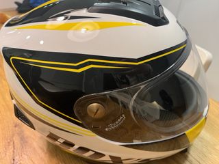 Casco box amarillo moto/ kart