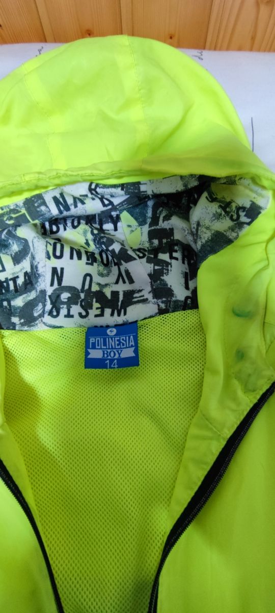 Chaqueta deportiva polinesia