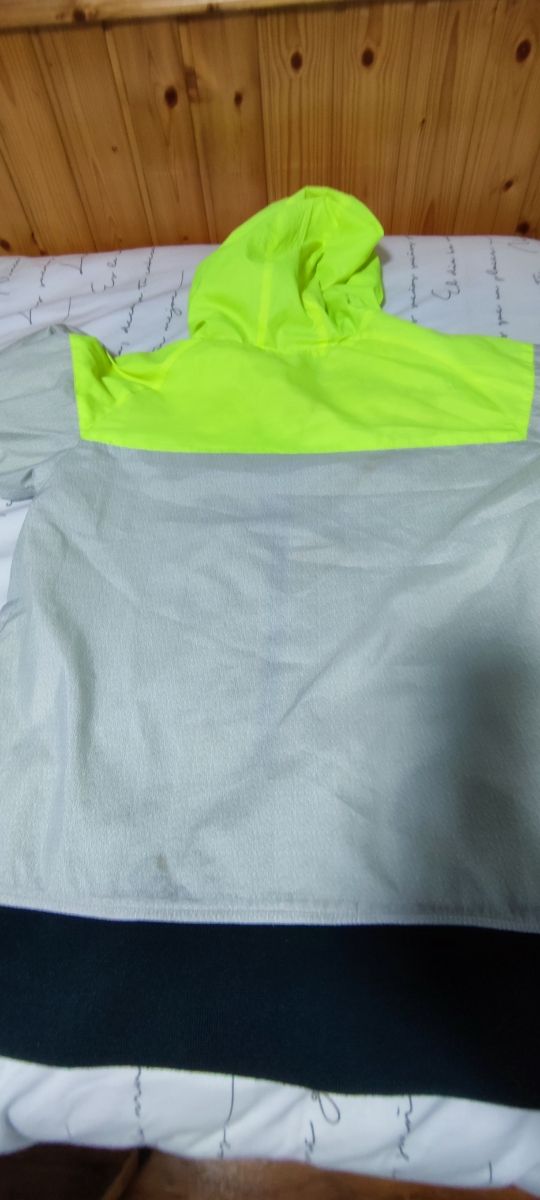 Chaqueta deportiva polinesia