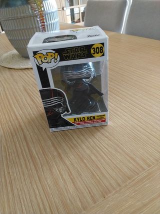 Funko pop Kylo ren
