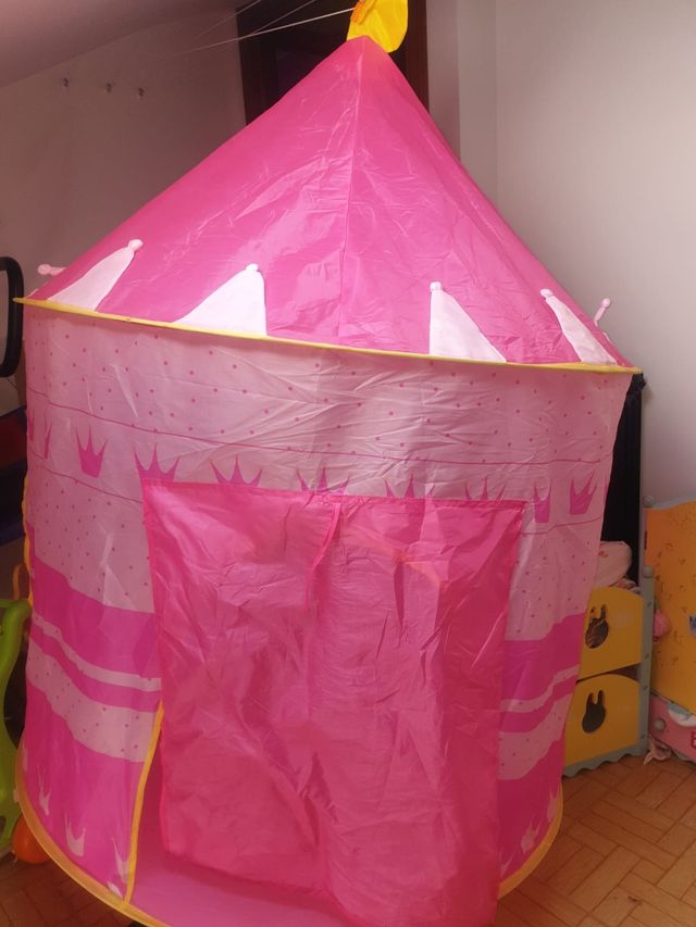 Campaña de niña con lucesl