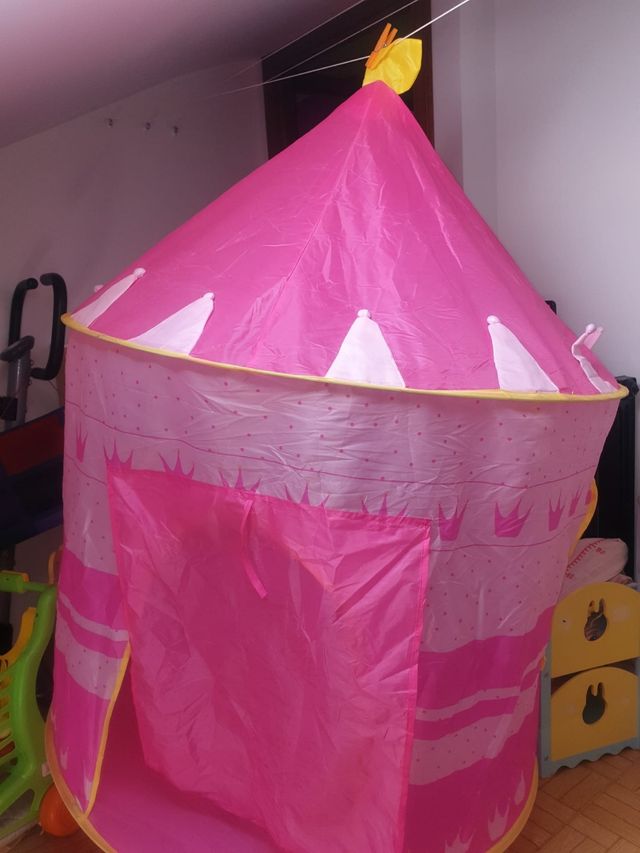 Campaña de niña con lucesl