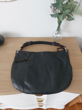 Bolso de piel auténtica. OPORTUNIDAD