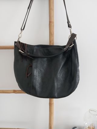 Bolso de piel auténtica. OPORTUNIDAD