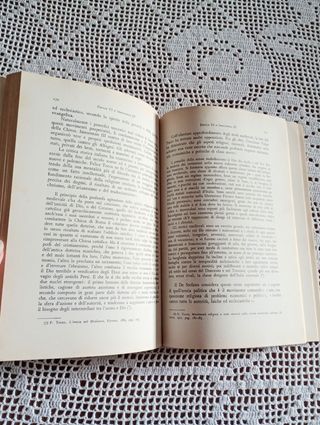 "L'età medievale nella critica storica"C. Bonanno