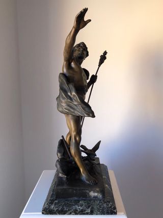 Escultura de calamina antigua Picault.