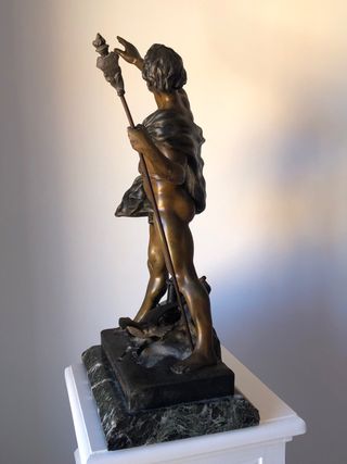 Escultura de calamina antigua Picault.