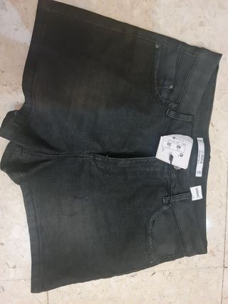 Pantalón corto  de chica