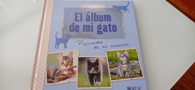 ALBUM DE MI GATO.(RECUERDOS DE MI MASCOTA)