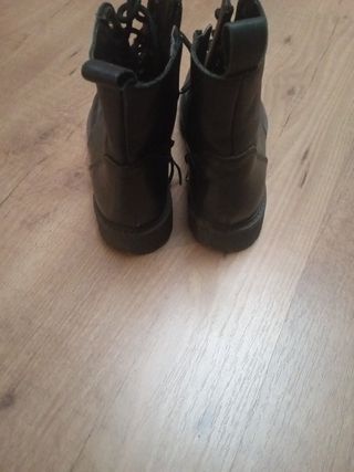 Stivaletti in pelle