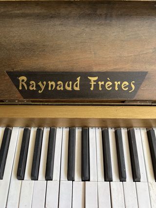 Piano Raynaud Frères 