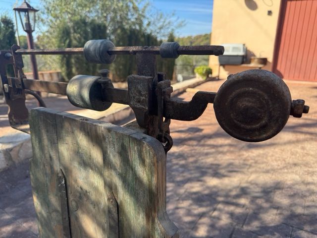 Báscula de naranjas antigua