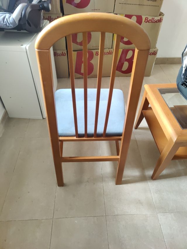 Sillas de madera salón. Tengo 6