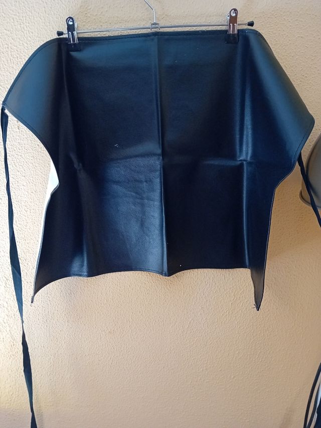 Delantal de cintura negro de pvc