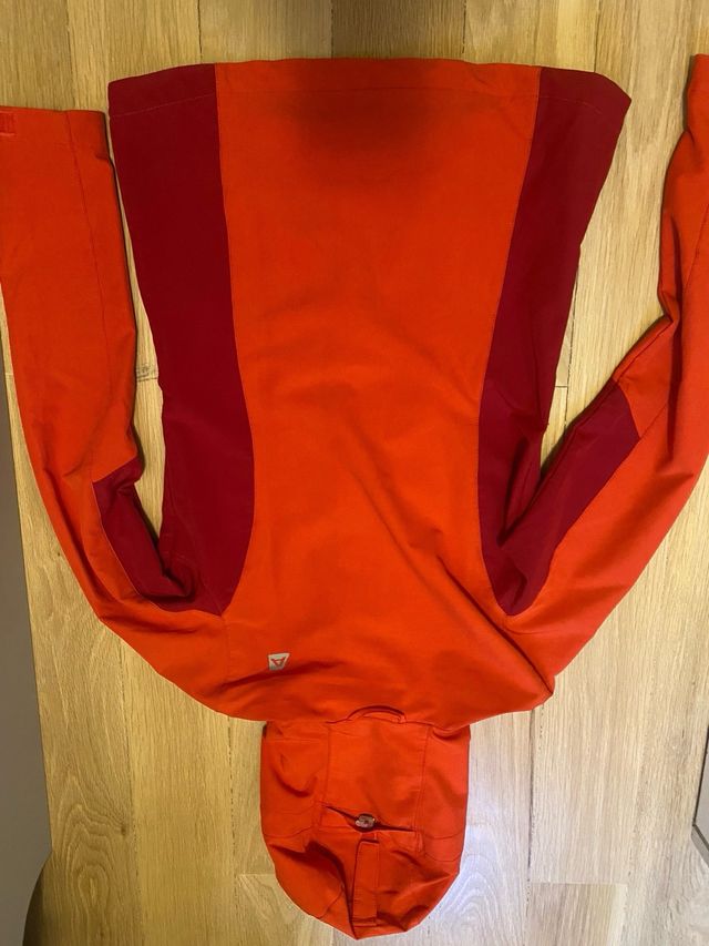 Chaqueta tipo cortavientos mujer