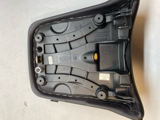 TRIUMPH ASIENTO CONFORT PASAJERO