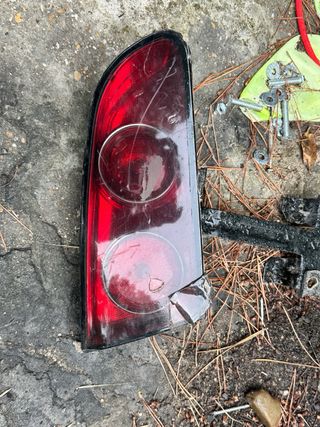 Piloto foco trasero izquierdo seat