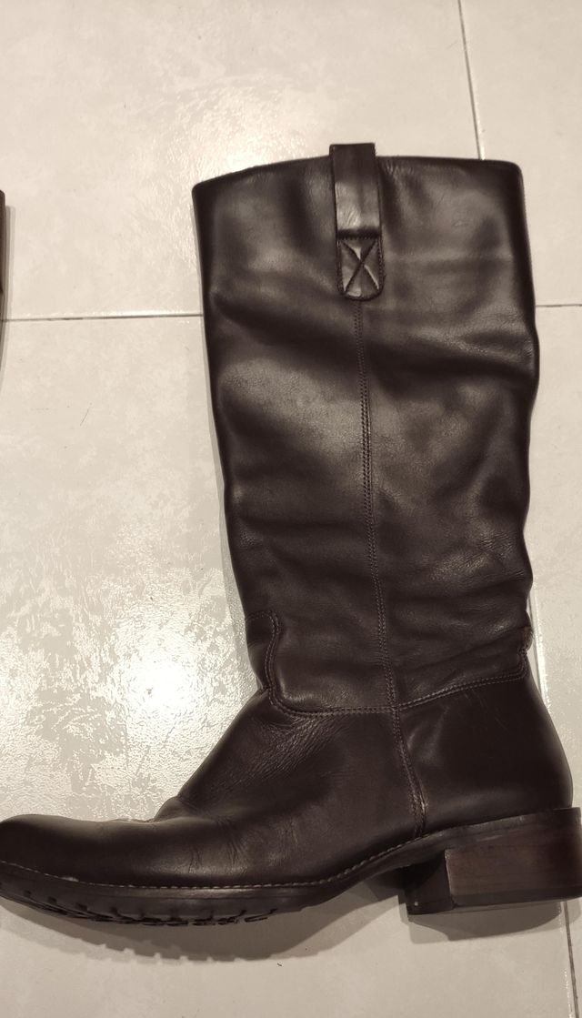 Botas de piel