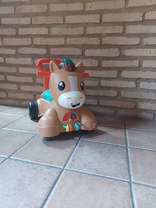 Correpasillos caballo fisher price