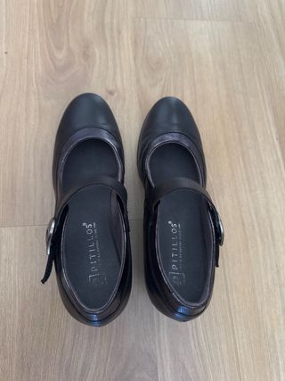 Zapatos de salón, piel