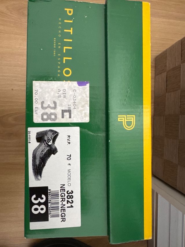 Zapatos de salón, piel