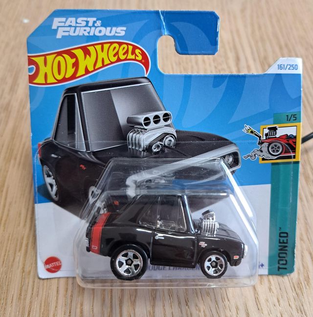 Hot Wheels fast & furious tooned 70 Doodge Charger