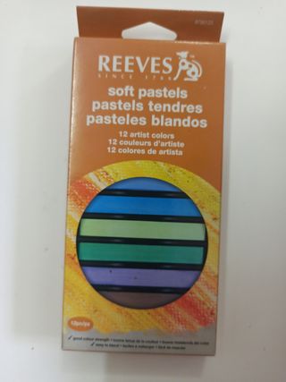Caja de 12 pasteles blandos. Marca Reeves