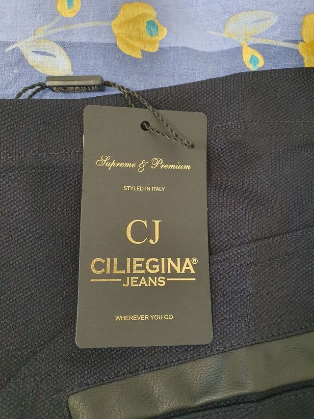 Pantaloni stretch donna