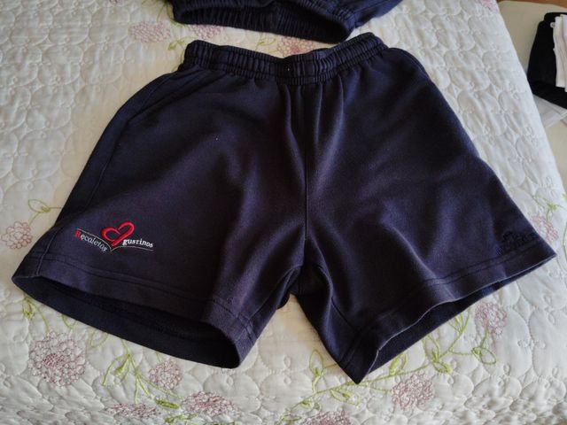 Uniforme deportivo colegio  san Agustín