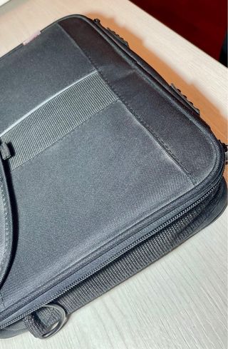 Custodia pc/tablet ipad