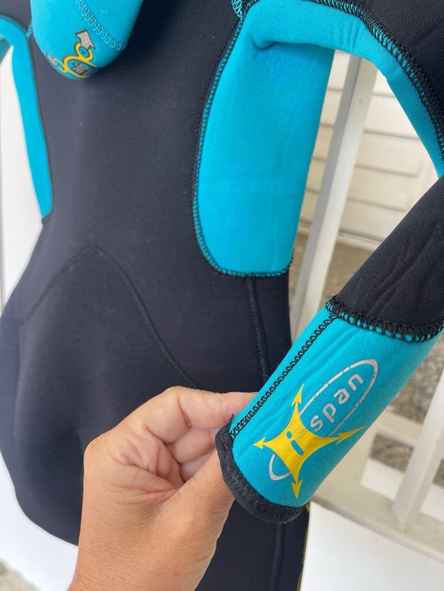 Traje agua tribord 6 años. neopreno capucha