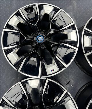 Llantas BMW iX3 G08 20" 890M