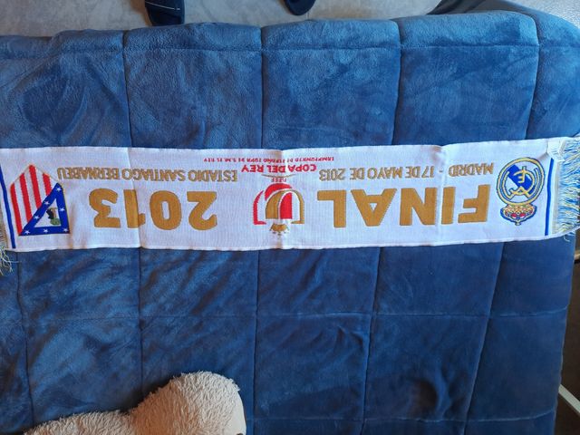 Bufanda Real madrid y Atlético de madrid