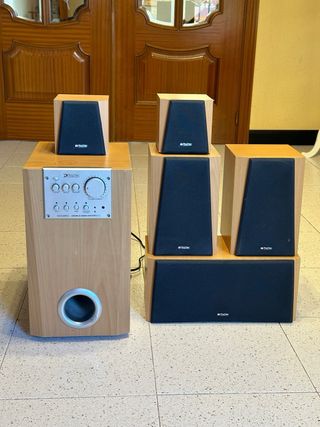 Altavoces Home Cinema