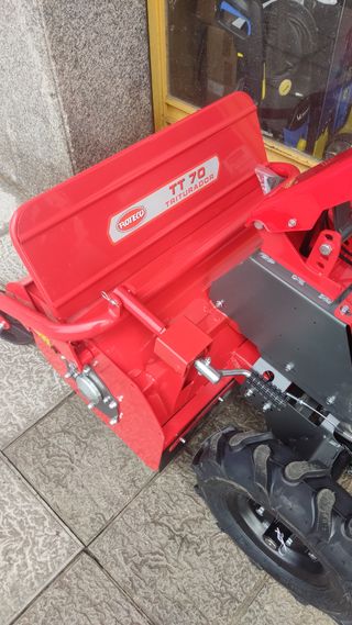 DESBROZADORA DE MARTILLOS TT70