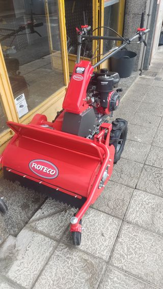 DESBROZADORA DE MARTILLOS TT70